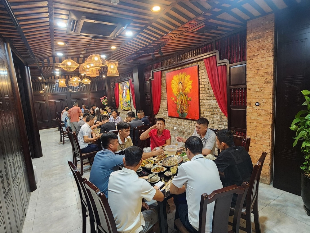 Giới thiệu đôi nét về nhà hàng
